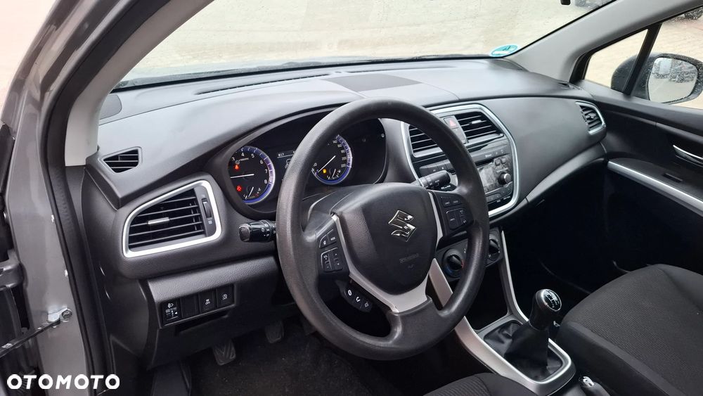 Suzuki SX4 S-Cross 1.0 T Comfort - 12