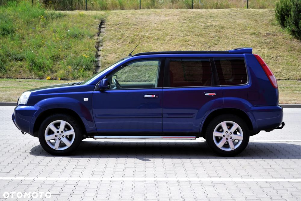 Nissan X-Trail 2.0 Comfort - 28