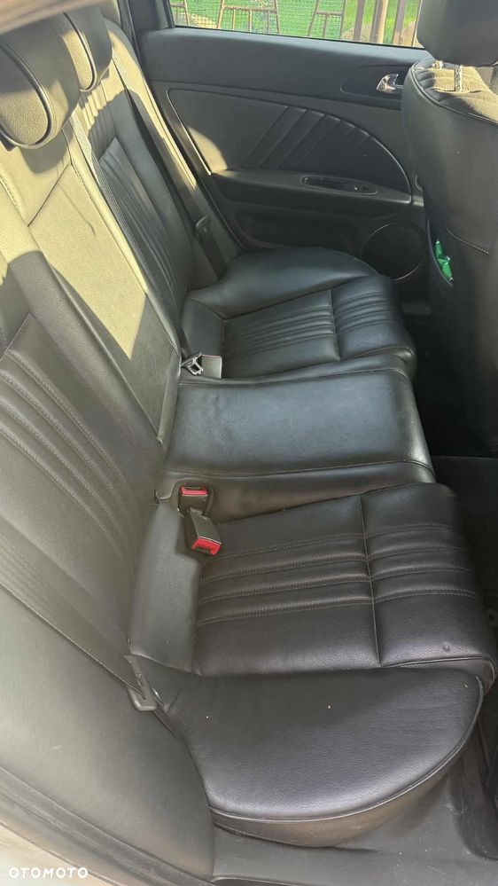 Alfa Romeo 159 1.9 JTDM 16V DPF Distinctive - 13