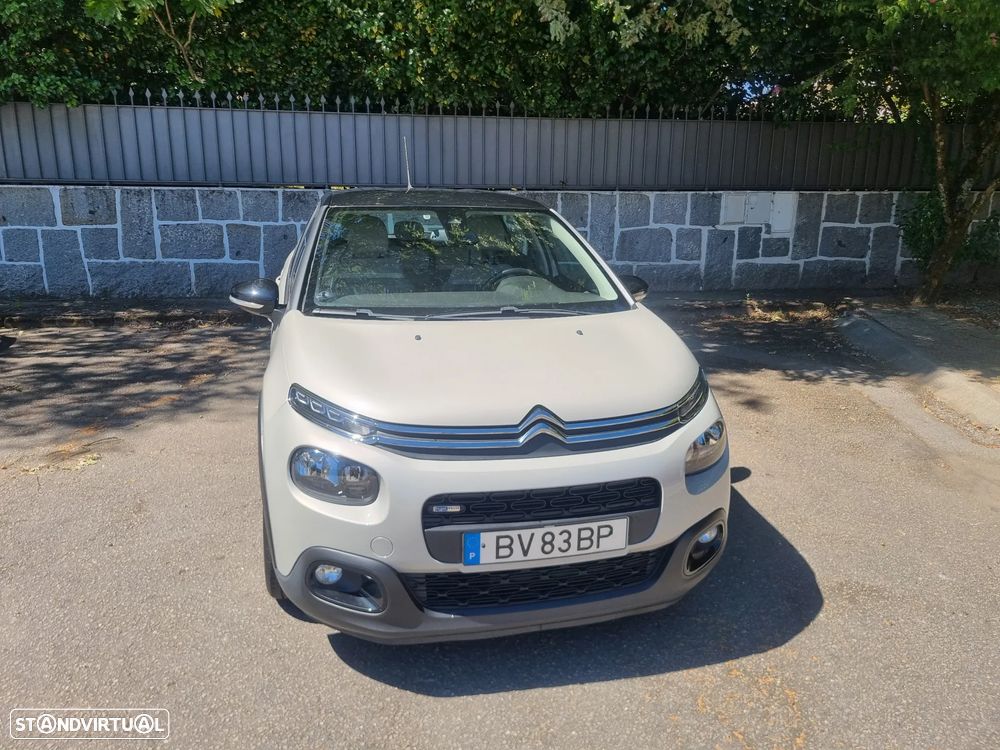 Citroën C3 Pure Tech Shine - 1