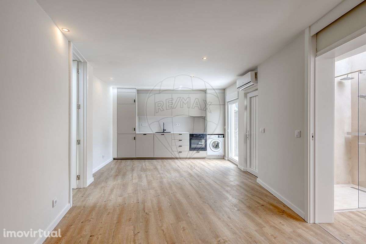 Moradia T1 para venda - Grande imagem: 2/21