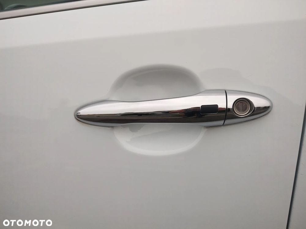 Kia Sportage 2.0 CVVT 4WD Fifa World Cup Edition - 11