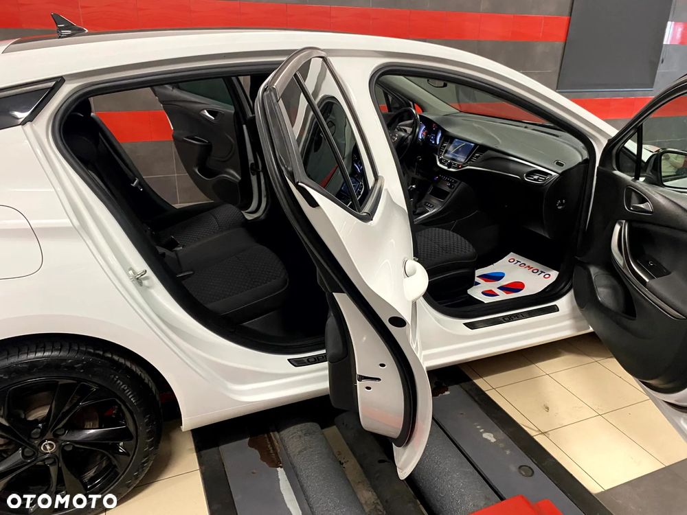 Opel Astra 1.4 T Elite - 21