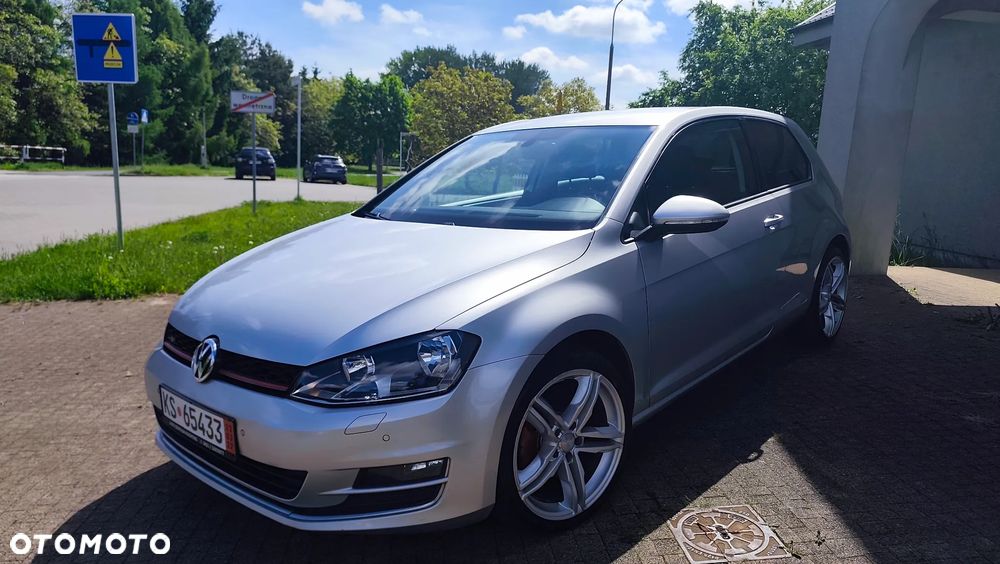Volkswagen Golf 1.6 BlueTDI DSG Comfortline - 2