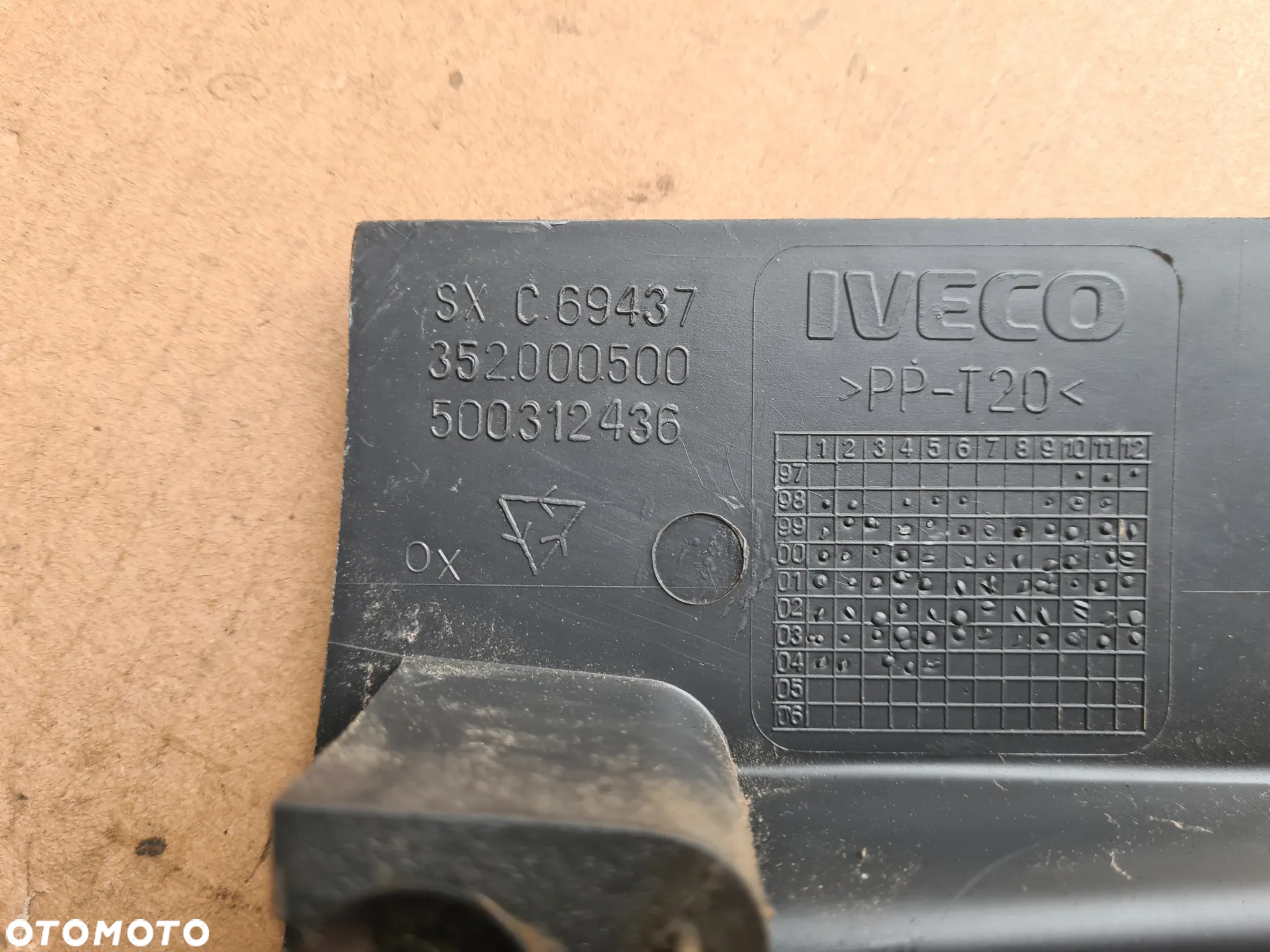 IVECO DAILY 3 99-06 listwa listwy nakładki wewnętrzne progu nakładka plastik - 4