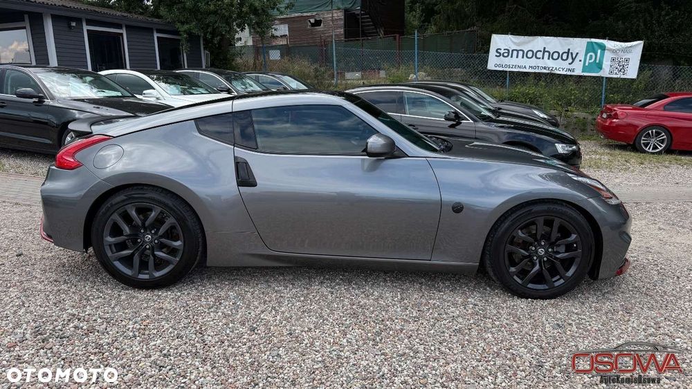 Nissan 370 Z - 17