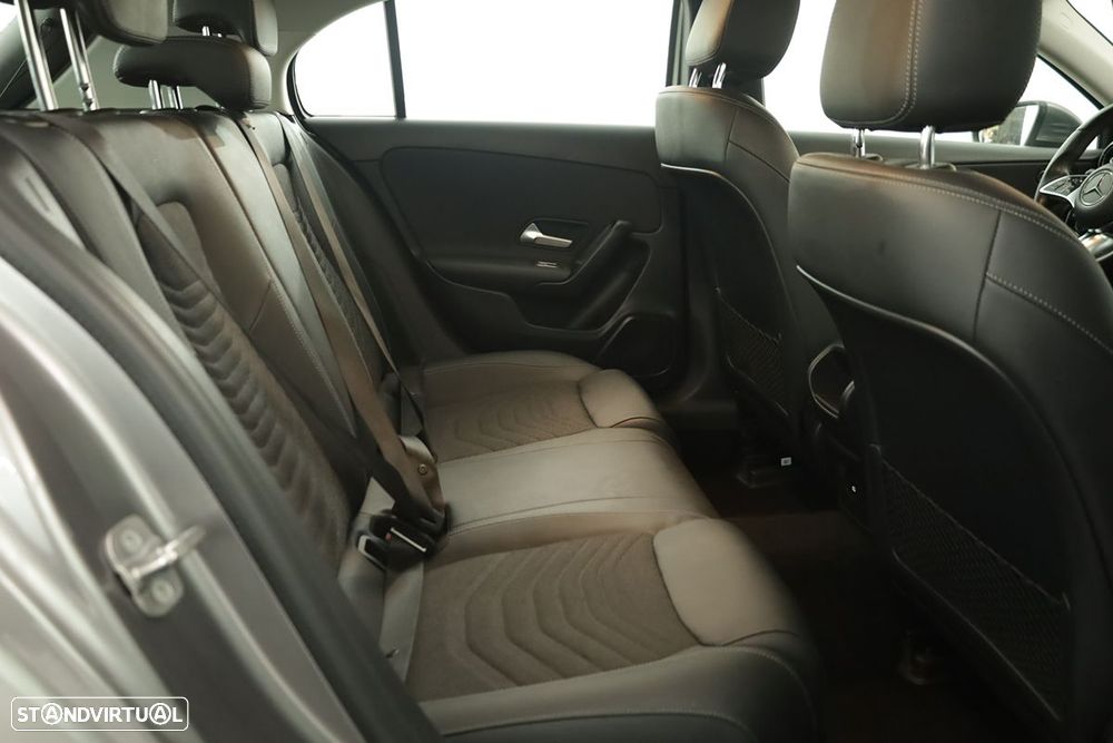 Mercedes-Benz A 200 Standard - 24