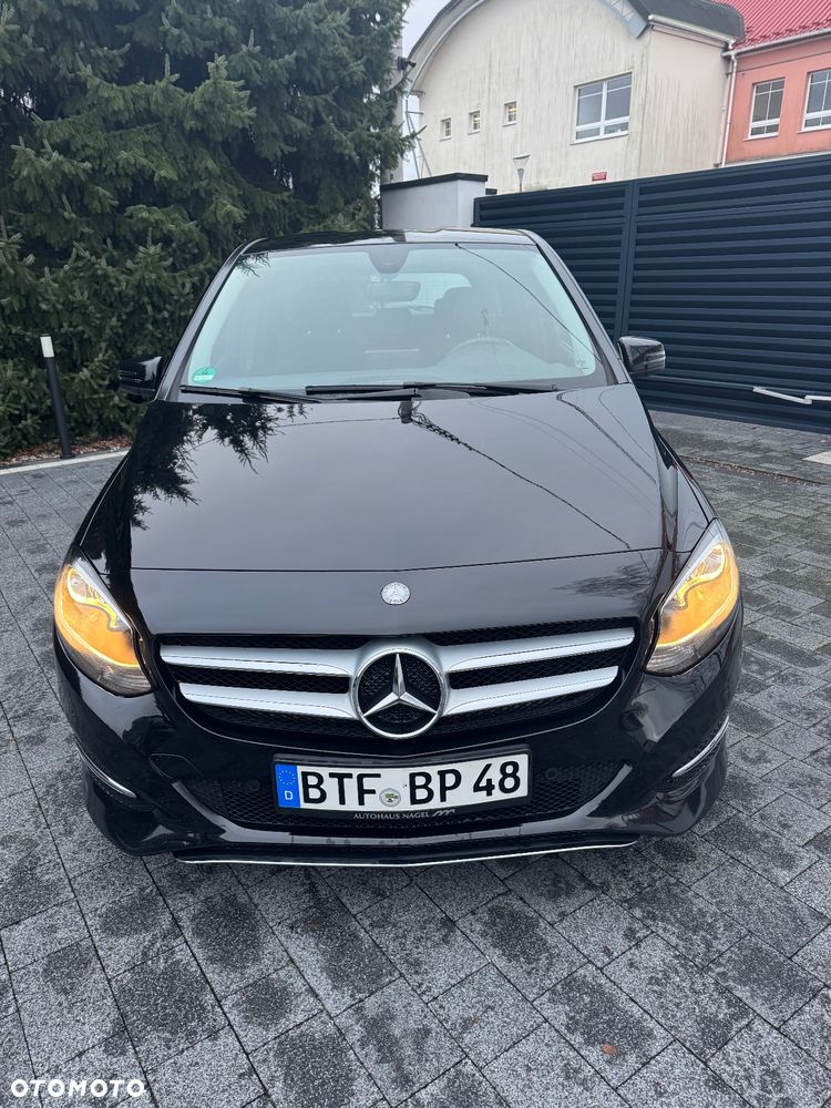 Mercedes-Benz Klasa B 180 Edition - 5