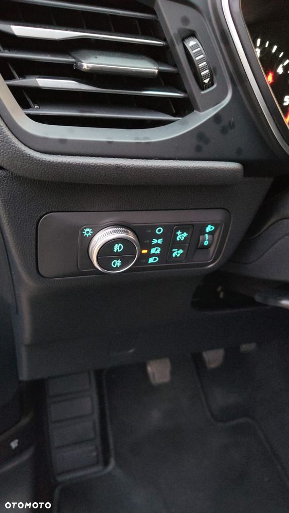 Ford Kuga 1.5 EcoBlue FWD Titanium X - 29