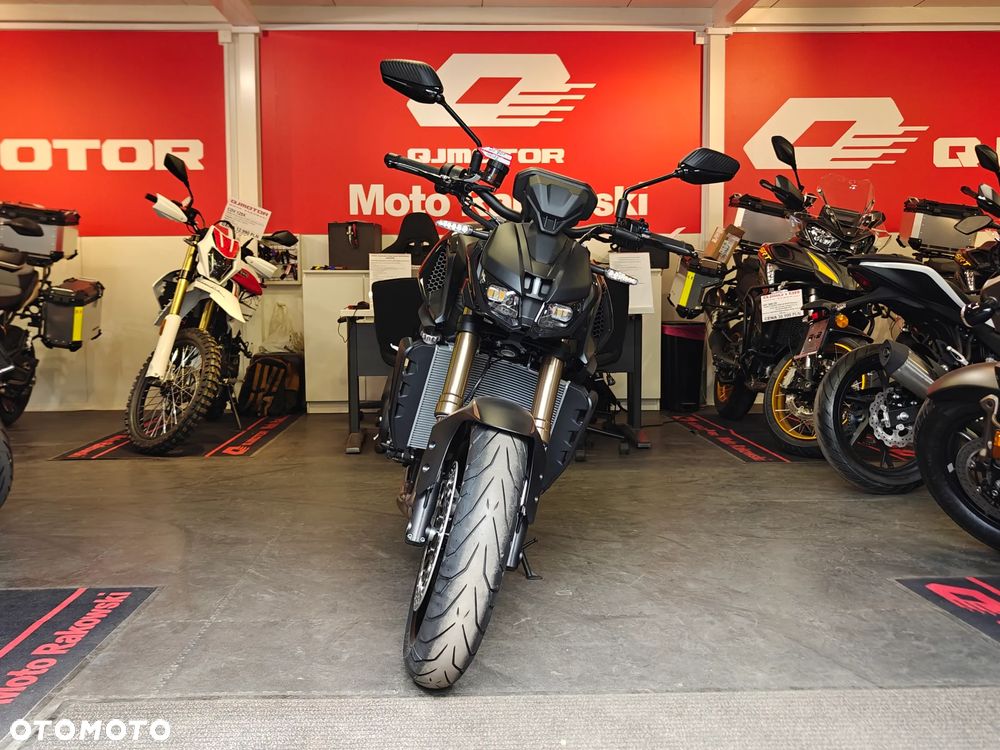 QJMOTOR SRK 800 - 4