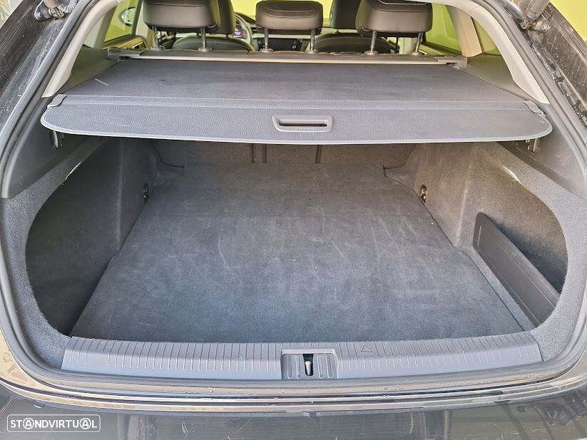 VW Arteon Shooting Brake 2.0 TDI Elegance DSG - 28