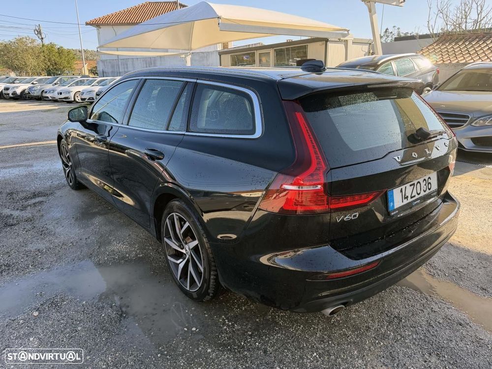 Volvo V60 2.0 T8 AWD TE Momentum Plus - 5