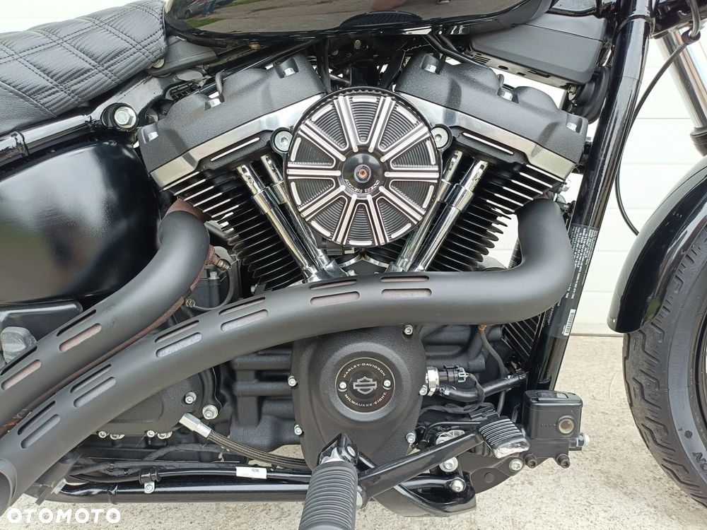 Harley-Davidson Softail Street Bob - 8