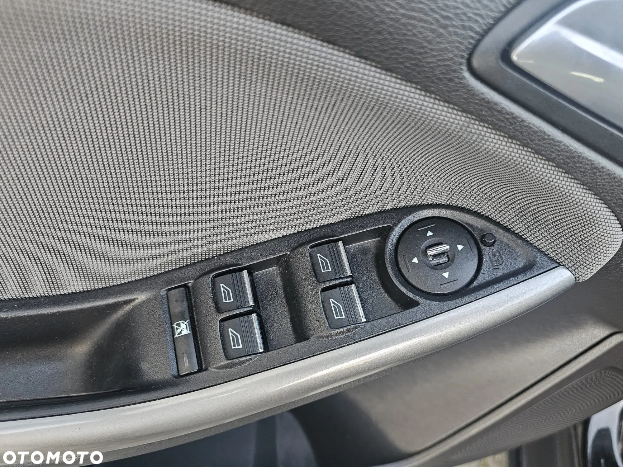 Ford Focus - 10