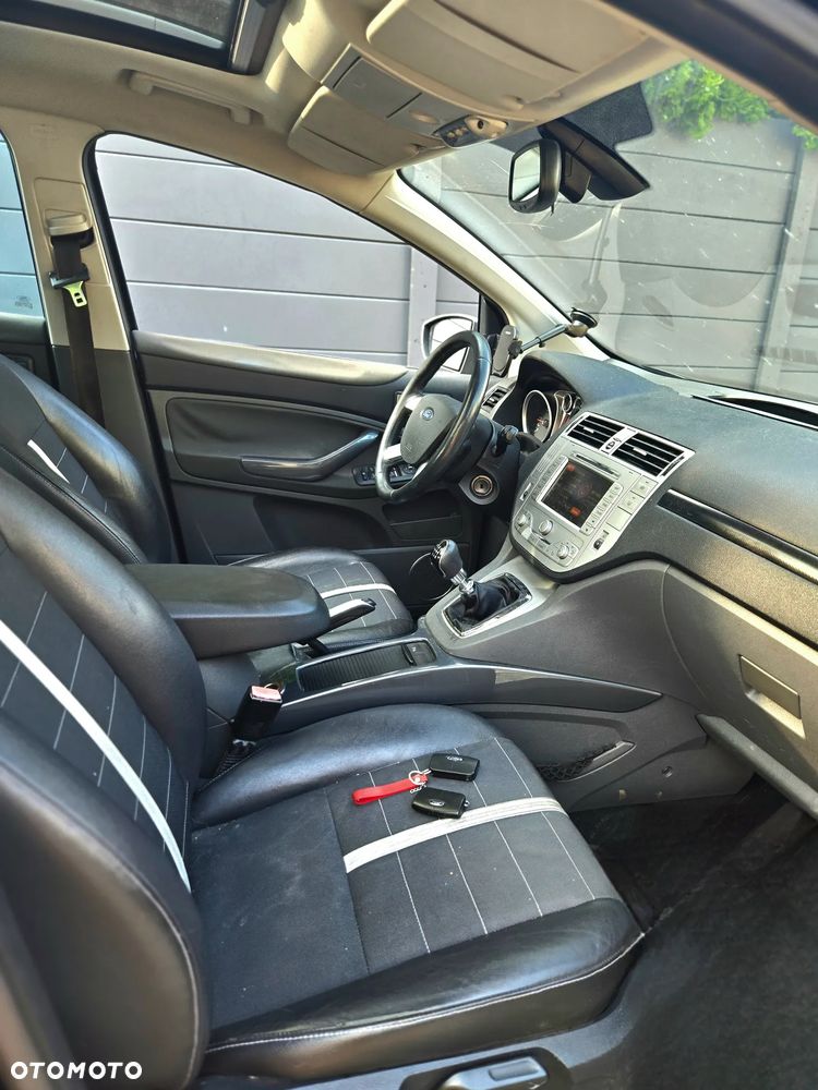 Ford Kuga 2.0 TDCi Titanium FWD - 15