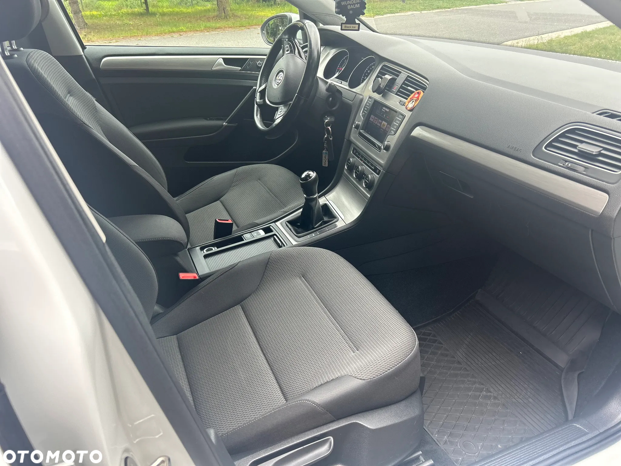 Volkswagen Golf 1.6 TDI 4Motion BlueMotion Technology Comfortline - 10