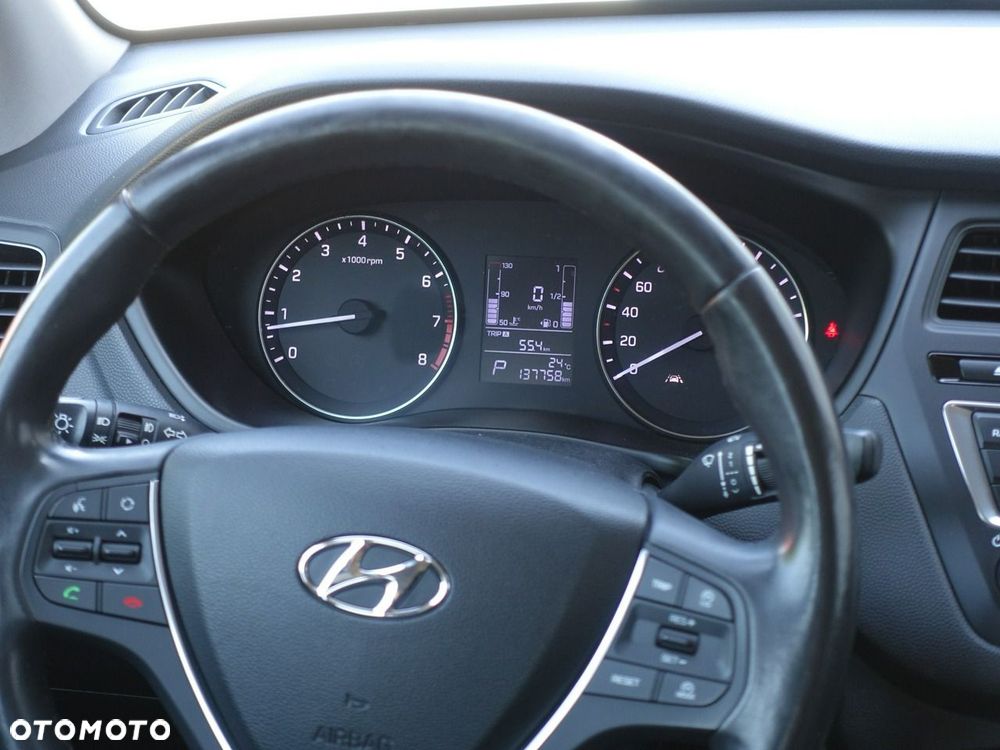 Hyundai i20 1.4 Automatik Trend - 19