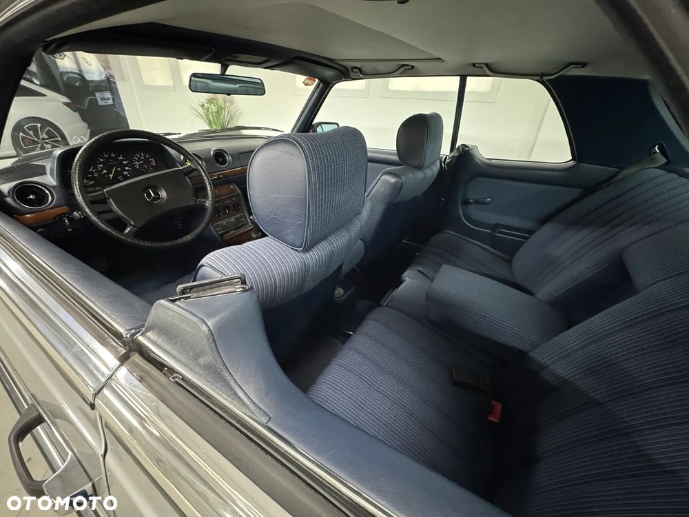 Mercedes-Benz W123 - 5