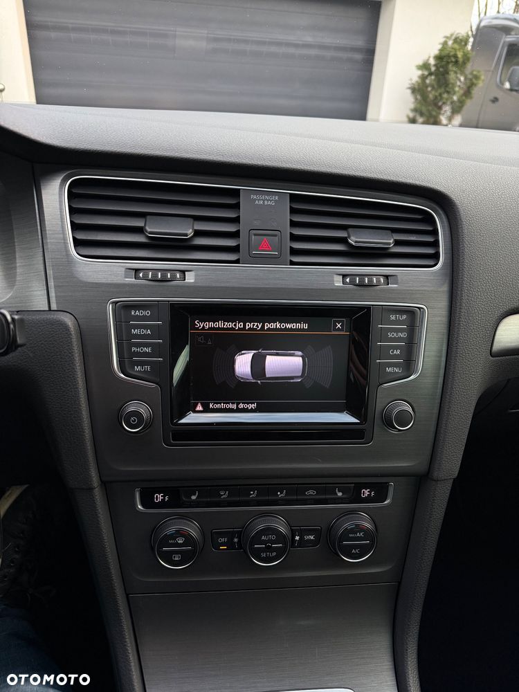 Volkswagen Golf 1.2 TSI BMT Trendline Perfectline - 21