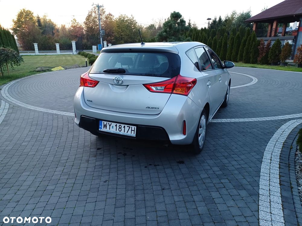 Toyota Auris - 3