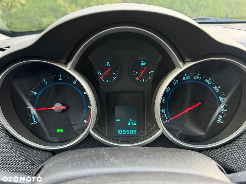 Chevrolet Cruze 1.6 LS - 12