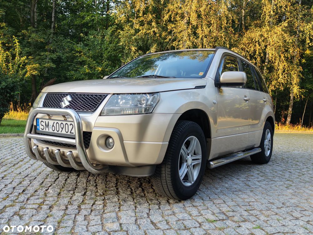 Suzuki Grand Vitara 2.0 Comfort - 26