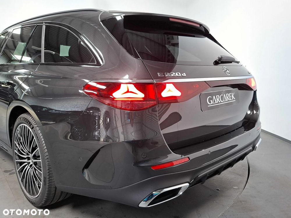 Mercedes-Benz Klasa E 220 d mHEV 4-Matic AMG 9G-Tronic - 7