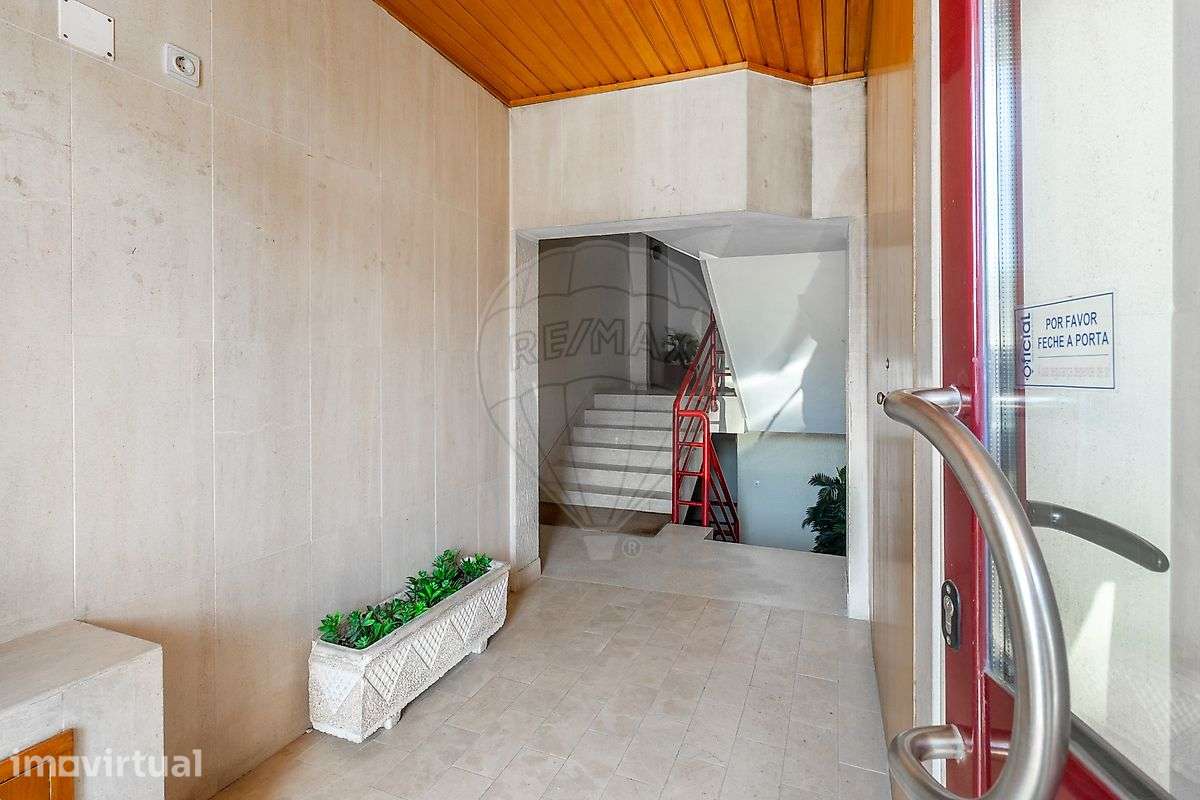 Apartamento T0 para arrendamento - Grande imagem: 4/19