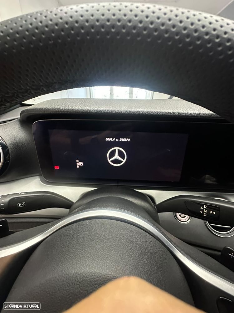 Mercedes-Benz E 220 d Exclusive - 9