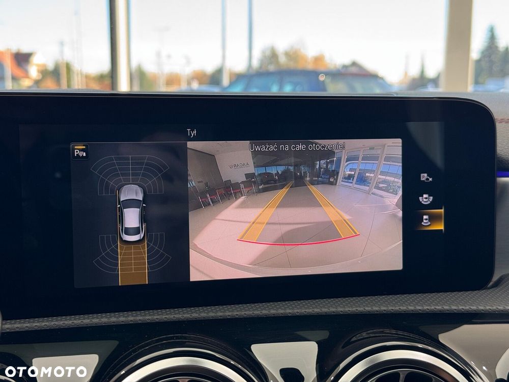 Mercedes-Benz CLA - 37