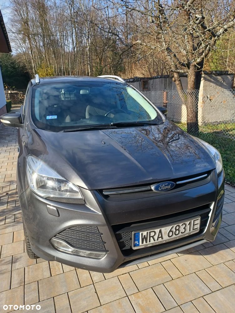 Ford Kuga 1.5 EcoBoost 2x4 Titanium - 5