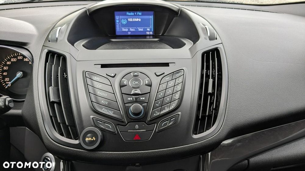 Ford Kuga 2.0 TDCi 2x4 Trend - 26