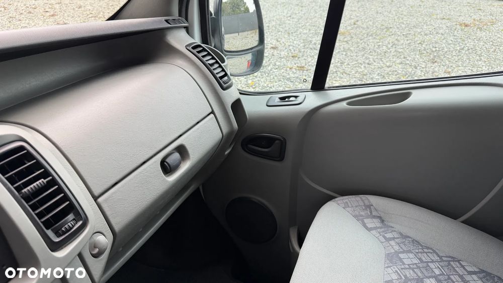 Opel Vivaro/Trafic/Primastar - 20