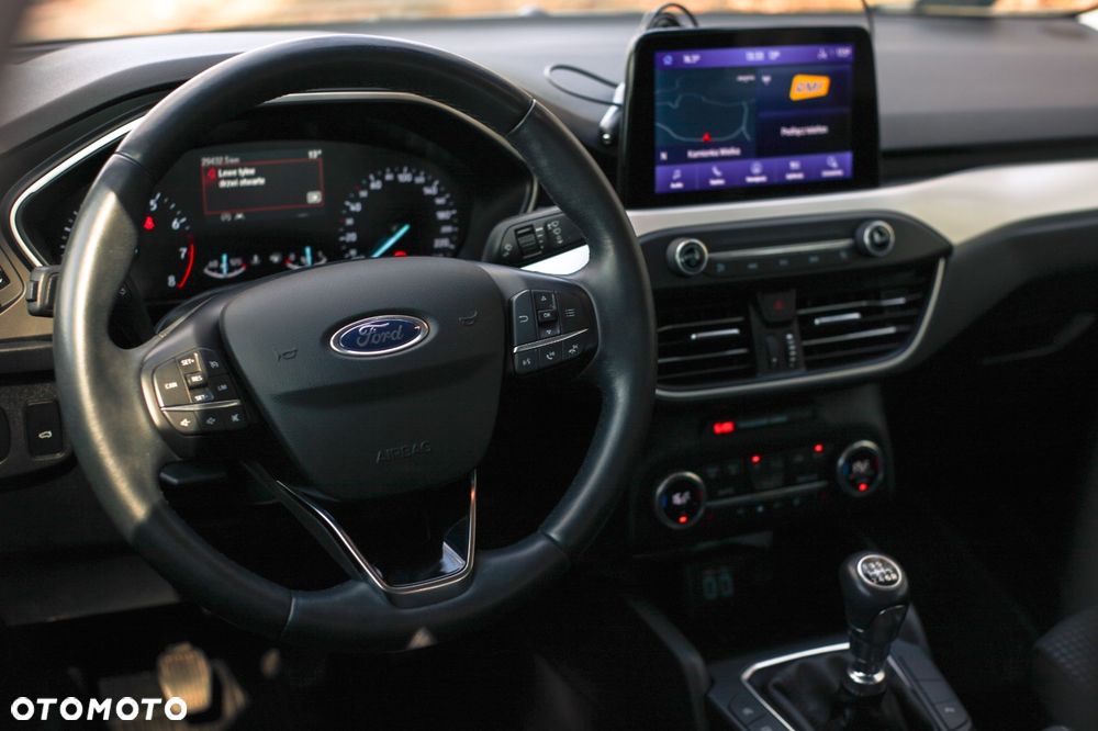 Ford Focus 1.0 EcoBoost Connected - 18