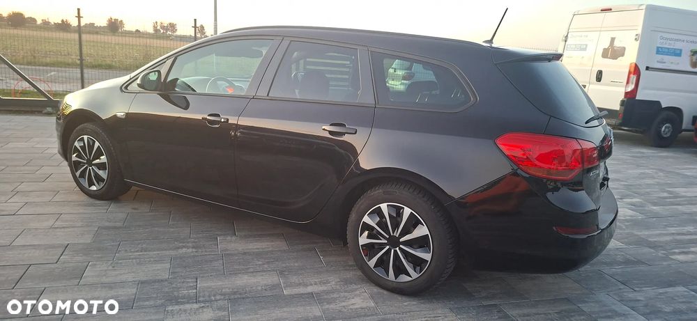 Opel Astra 1.6 Color Edition - 16