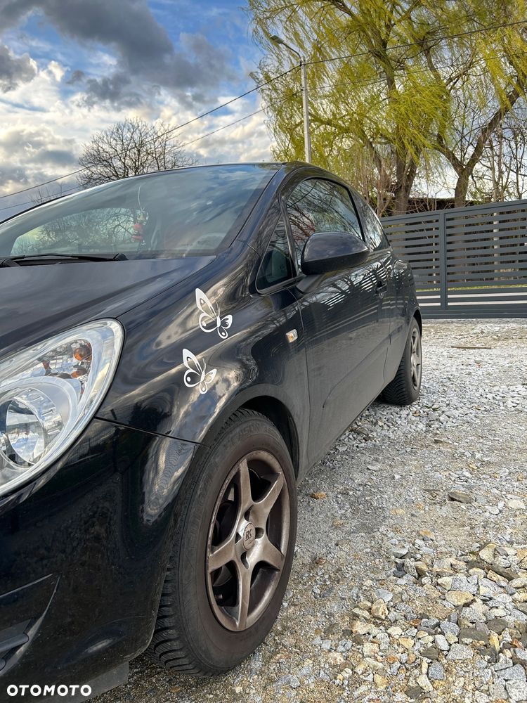 Opel Corsa 1.2 16V Cosmo - 3