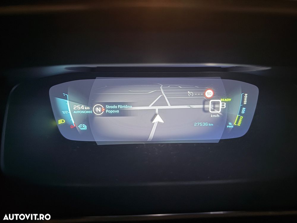 Peugeot 2008 50 kWh GT - 9