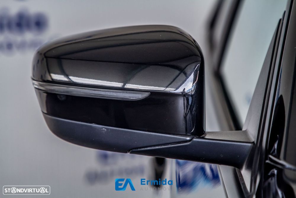 BMW 330 e Auto - 12