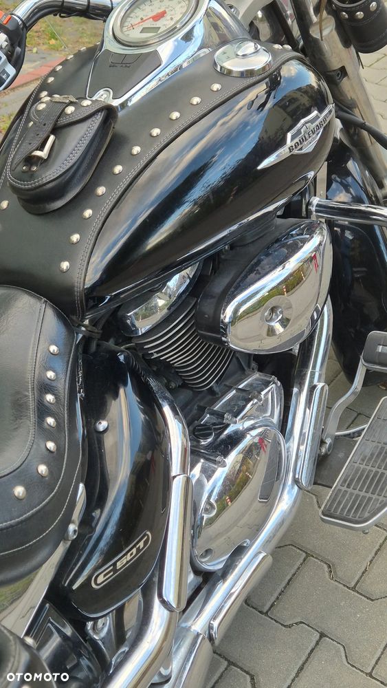 Suzuki Boulevard - 10