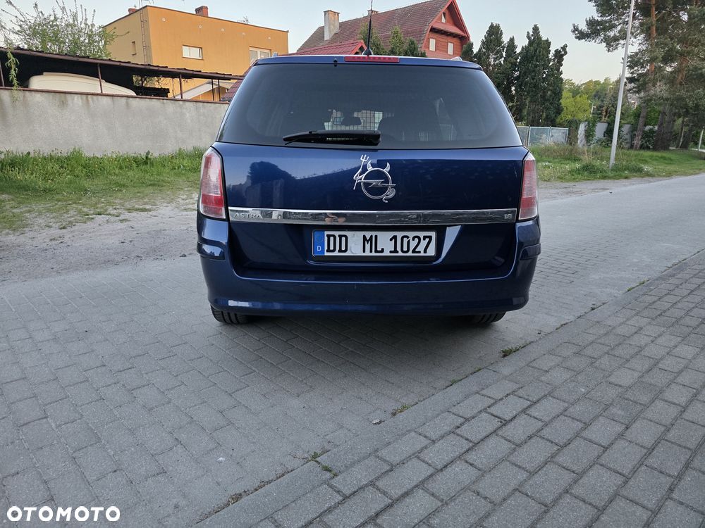Opel Astra 1.8 Sport - 6