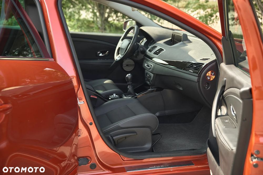 Renault Megane ENERGY dCi 130 BOSE EDITION - 21