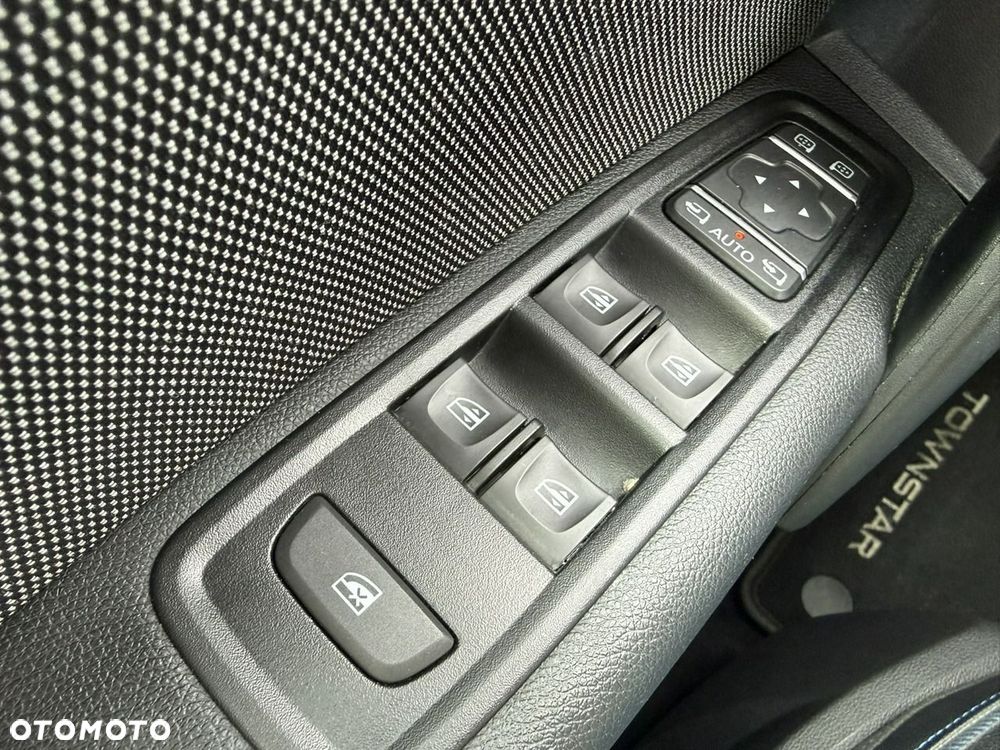 Nissan Townstar - 24