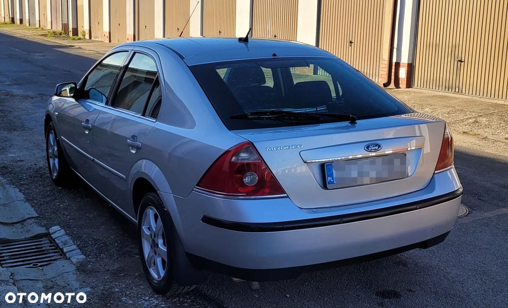 Ford Mondeo 1.8 Silver X - 13