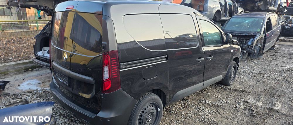 Punte spate Renault Express 1.5 DCI 2021 2022 / 2023 2024 - 1