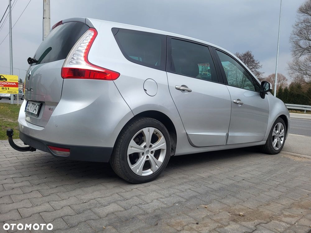 Renault Scenic - 6