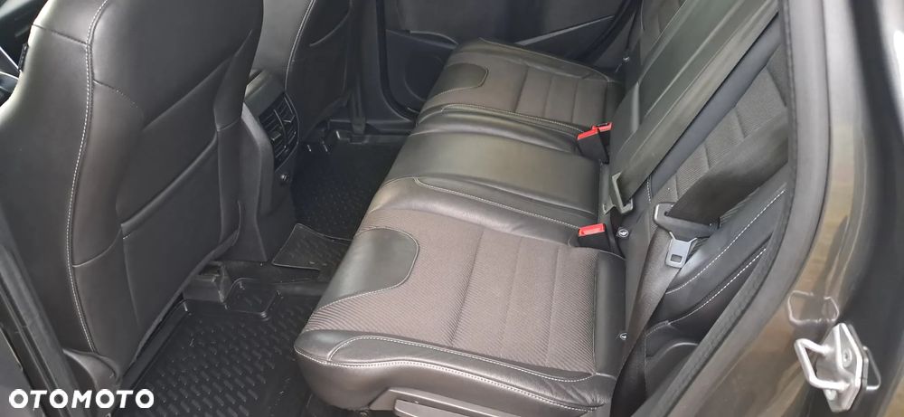 Ford Kuga 2.0 TDCi AWD Titanium - 31