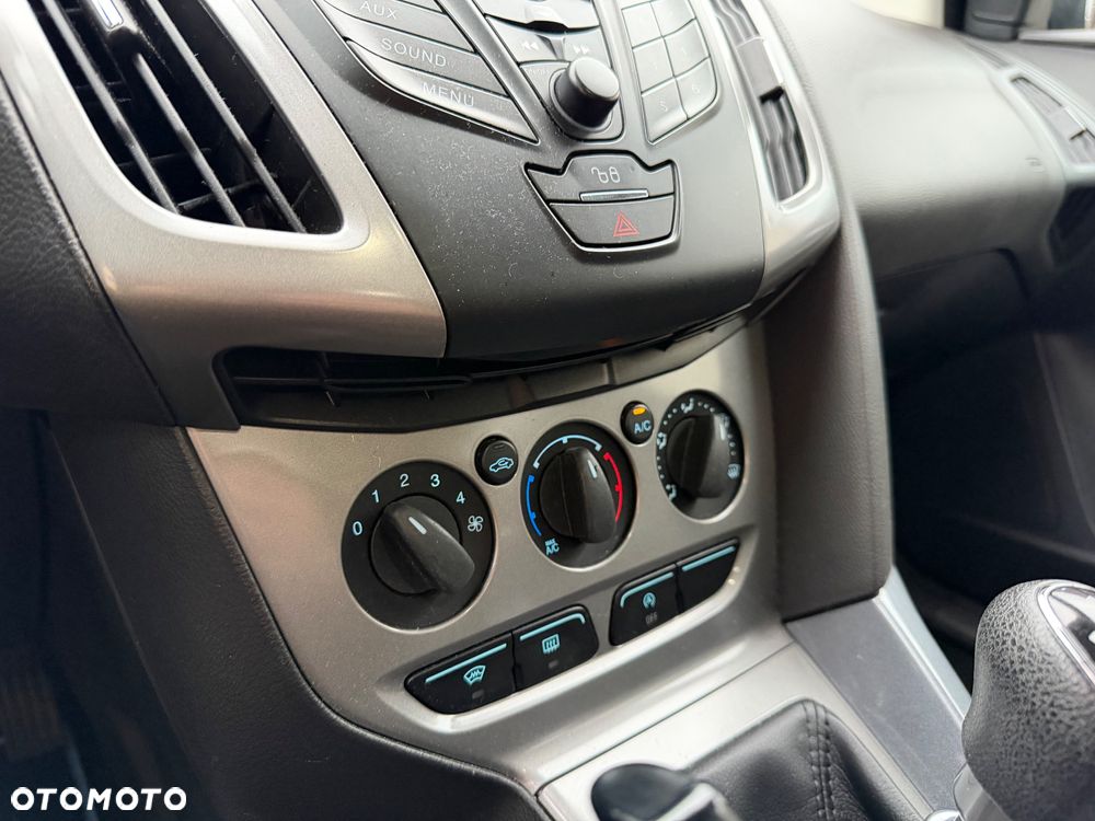 Ford Focus - 13