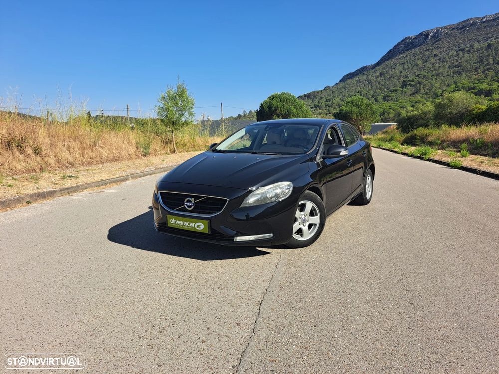 Volvo V40 D2 - 11