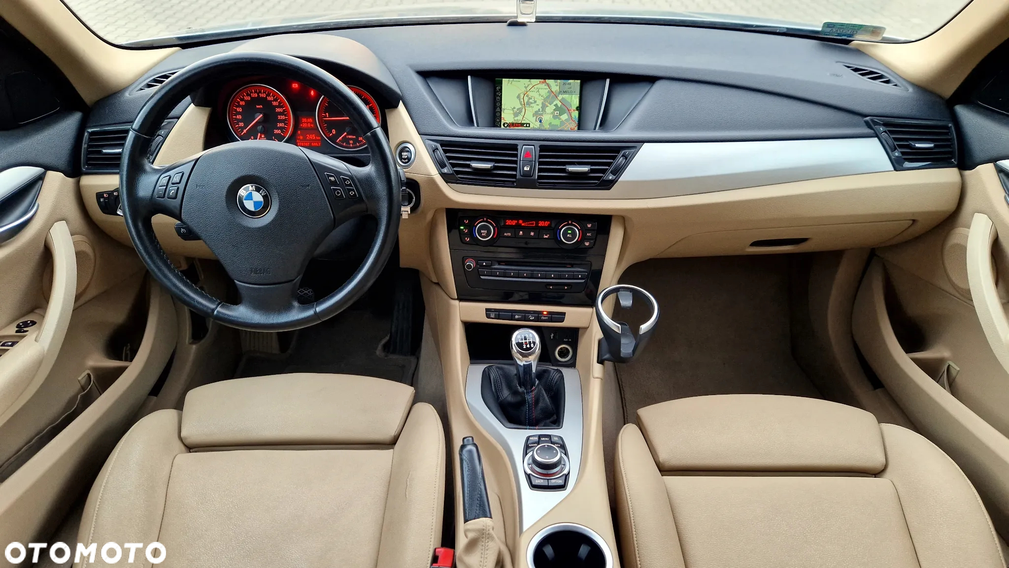 BMW X1 xDrive18d xLine - 8