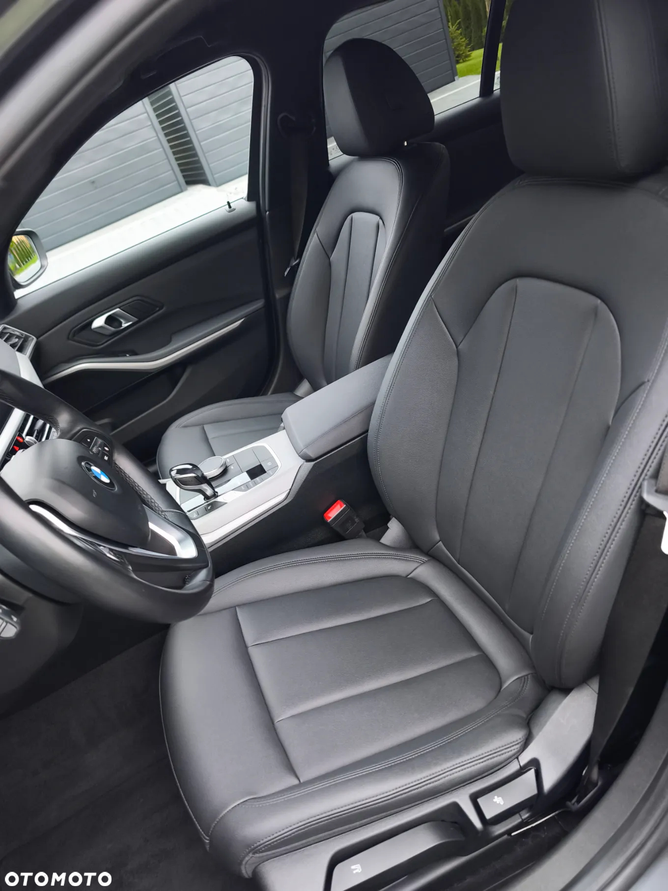 BMW Seria 3 318d Sport Line - 27